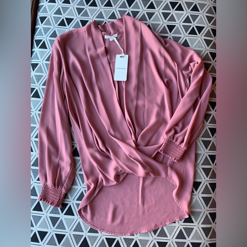 Salmon/pink formal blouse 💖